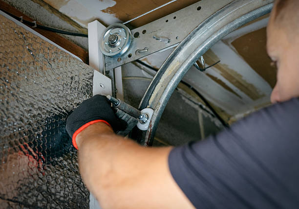 Affordable Garage Door Panel Replacement solutions in Comstock Northwest, MI